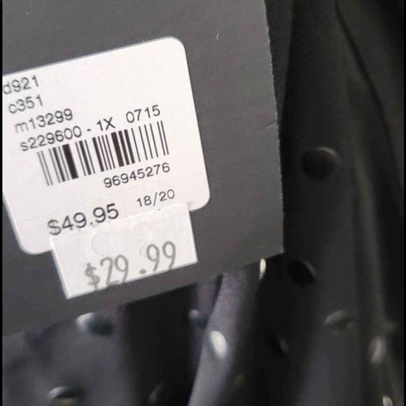 One shoulder strap black lane Bryant top - Picture 5 of 5